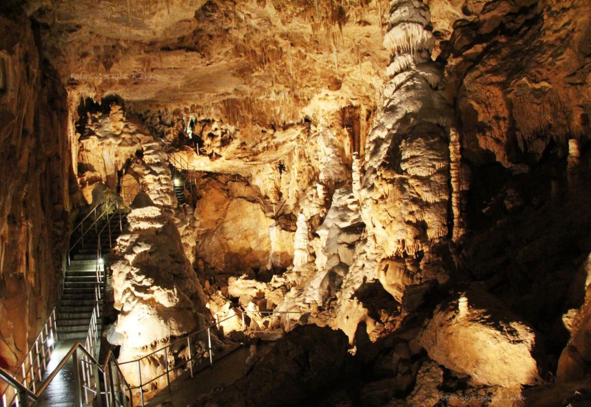 Javoricko Cave