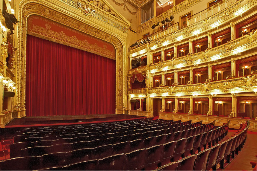Interiror National Theater Opera